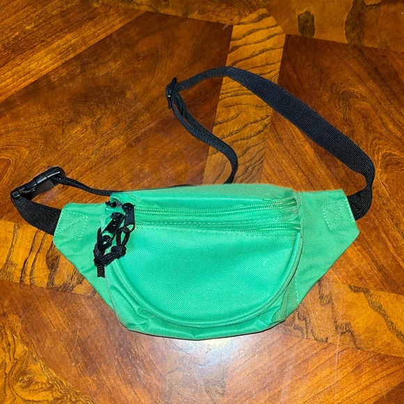 Compact Lime Green Dalix Belt Bag - Picture 1 of 5